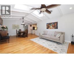 Living room - 181 Lincoln Road, Waterloo, ON N2J2P2 Photo 16
