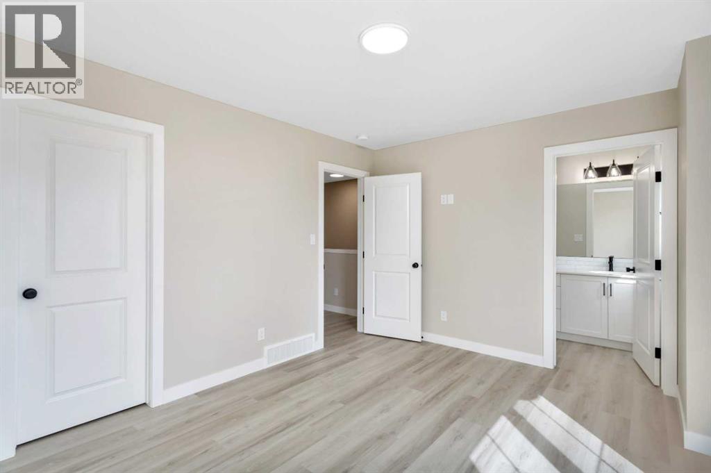 Listing photo – 36 Station Drive, Sylvan Lake