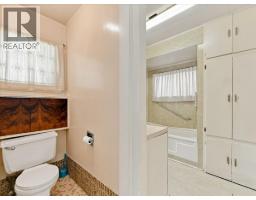 2206 E 8th Avenue, Vancouver, BC V5N1V5 Photo 16