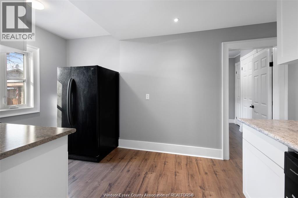 1479 LILLIAN AVENUE, Windsor — photo 8