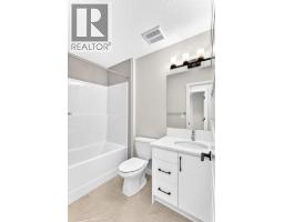 1069 Bayview Crescent SW - photo 23