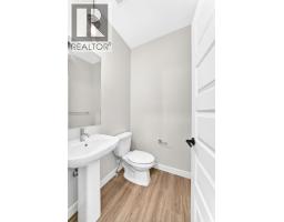 1069 Bayview Crescent SW - photo 12