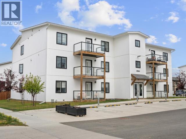 1101-61 GLEANER AVENUE, Whitehorse, Yukon, Y1A0S4, Whitehorse, Yukon — photo 2 of 5