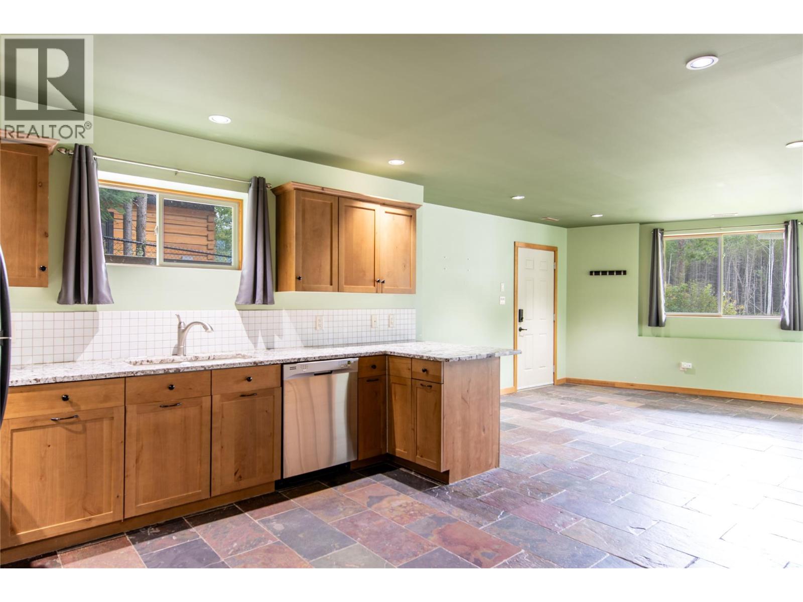 1445 GRANITE Drive - 17