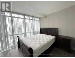 2906 - 15 Fort York Boulevard, Toronto, ON L1G3J5 Photo 13