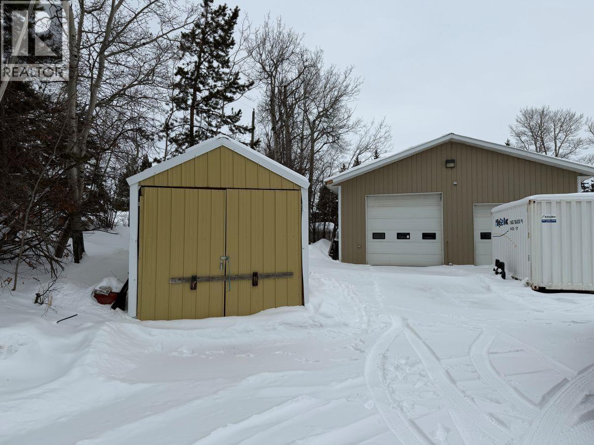 13234 LAKESHORE DRIVE, Fort St. John
