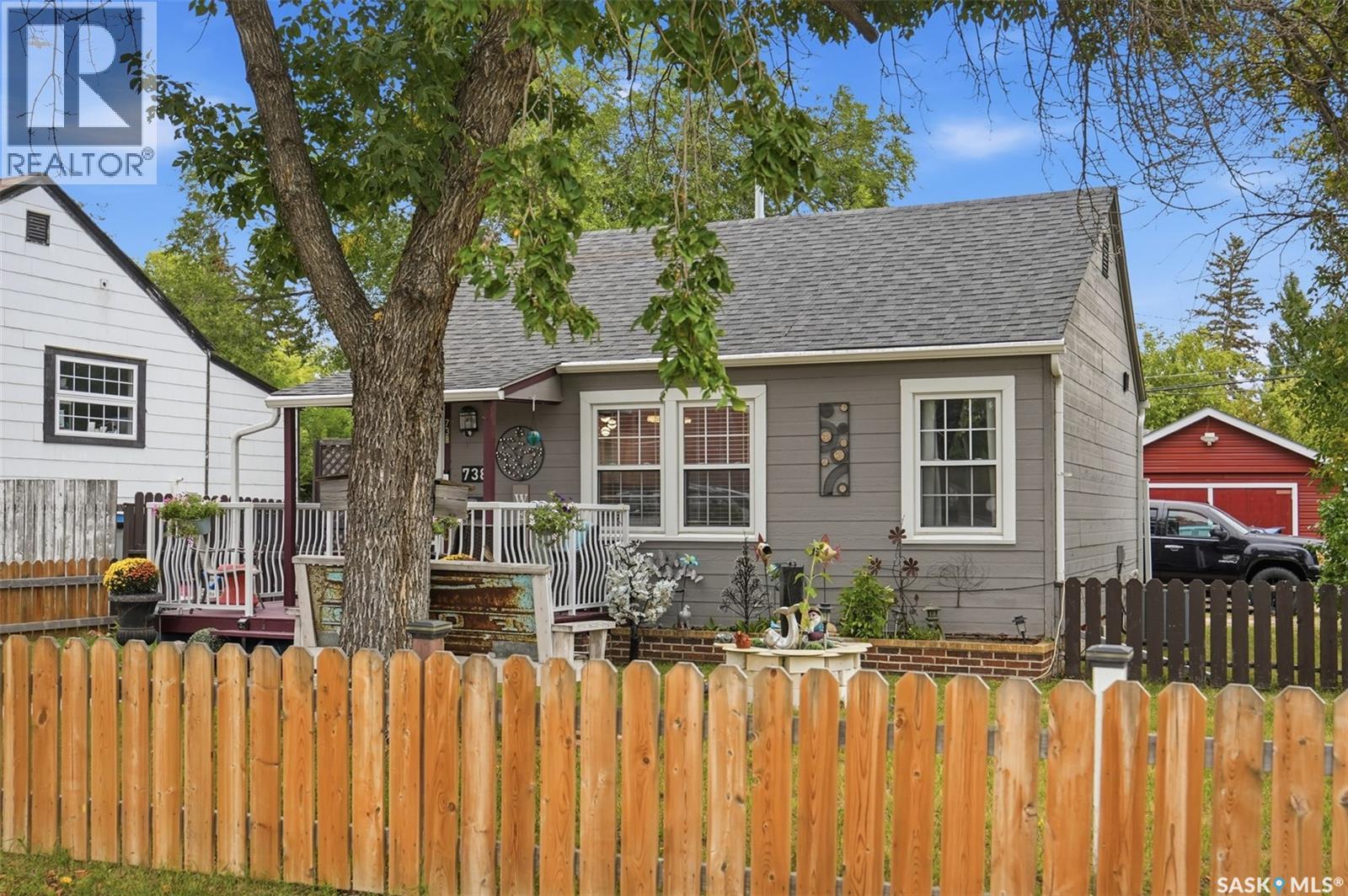 738 K AVENUE S - 23