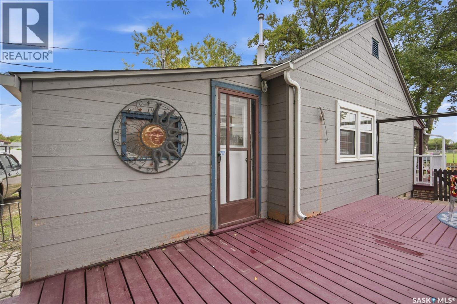738 K AVENUE S - 27