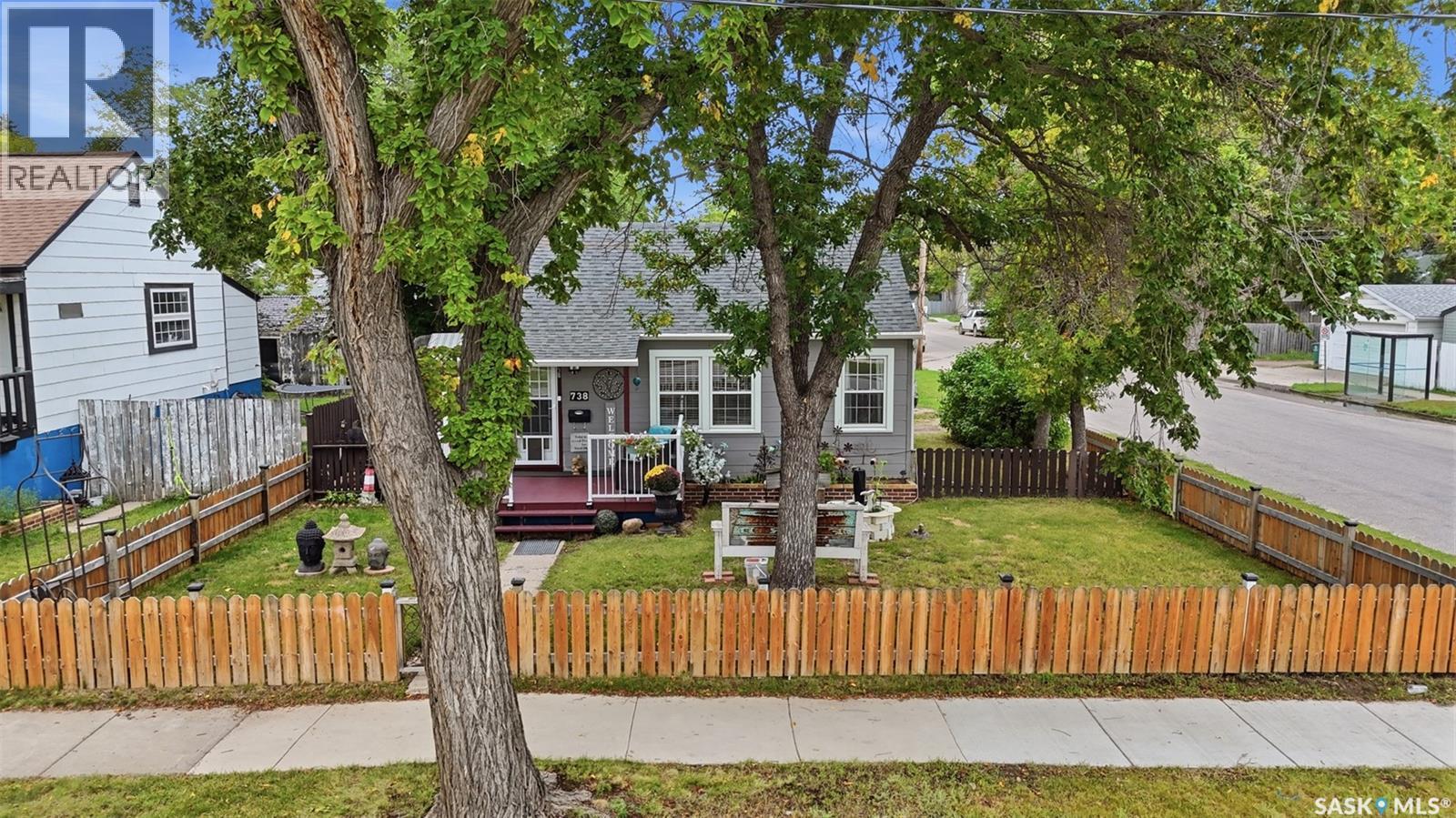 738 K AVENUE S, Saskatoon — photo 32