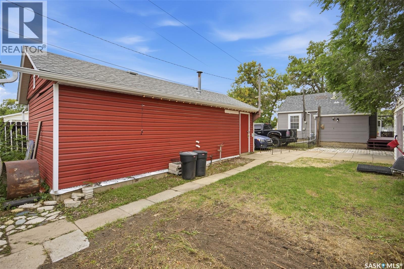 738 K AVENUE S - 6