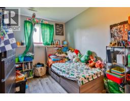 1717 St Edward Boulevard N, Lethbridge, AB T1H1X2 Photo 27