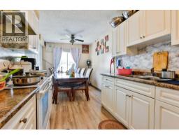 1717 St Edward Boulevard N, Lethbridge, AB T1H1X2 Photo 17