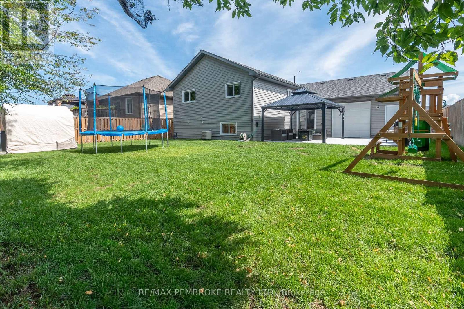 4 Bed, 3 Bath House for Sale in Petawawa – 521 GARDNER CRESCENT, Petawawa – MLS# X13750758 - Image 39
