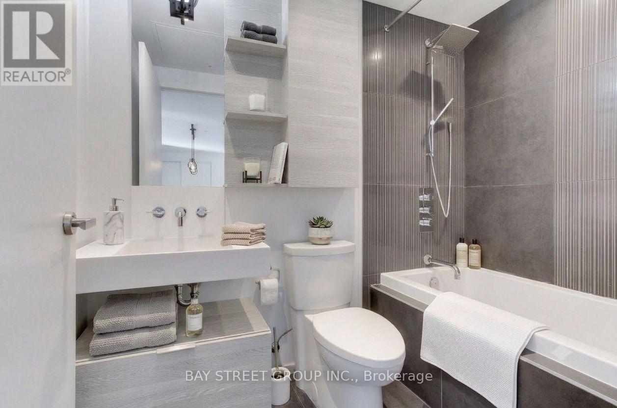 #1511 5 ST JOSEPH STREET - 21