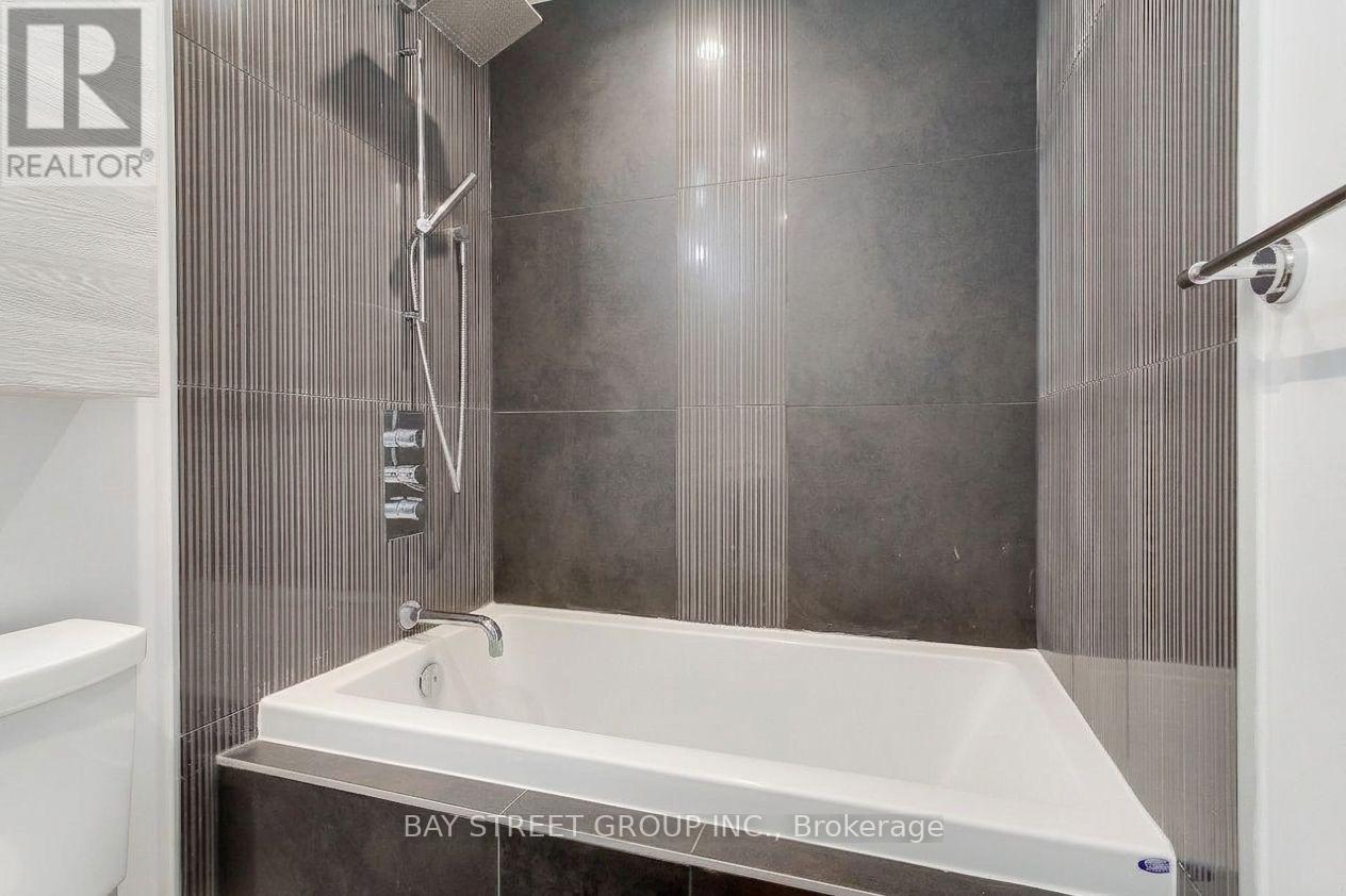 #1511 5 ST JOSEPH STREET - 22