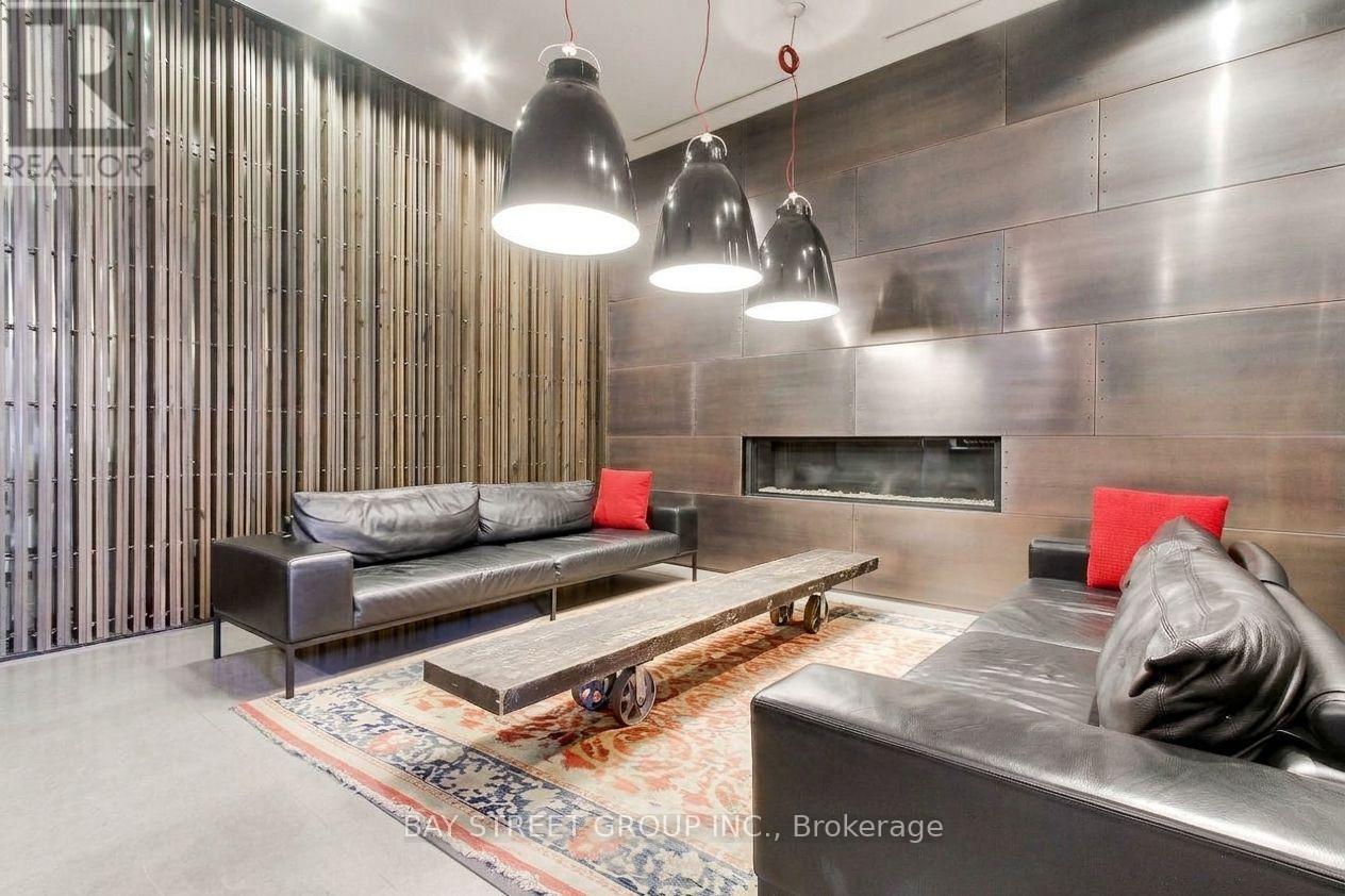 #1511 5 ST JOSEPH STREET - 3