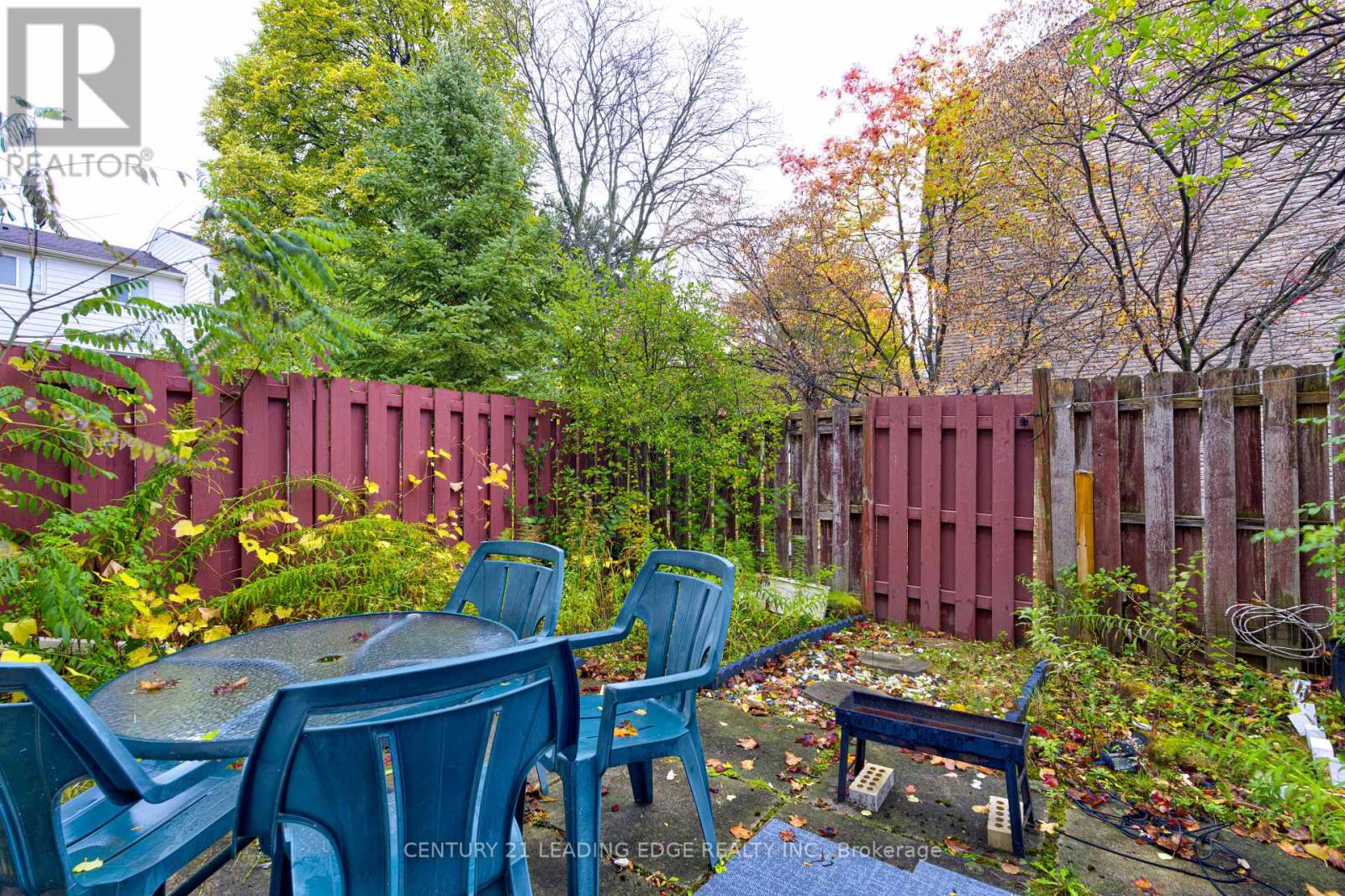 #41 81 BROOKMILL BOULEVARD - 30