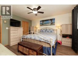 3pc Bathroom - 2123 16 Avenue, Coaldale, AB T1M1J9 Photo 12