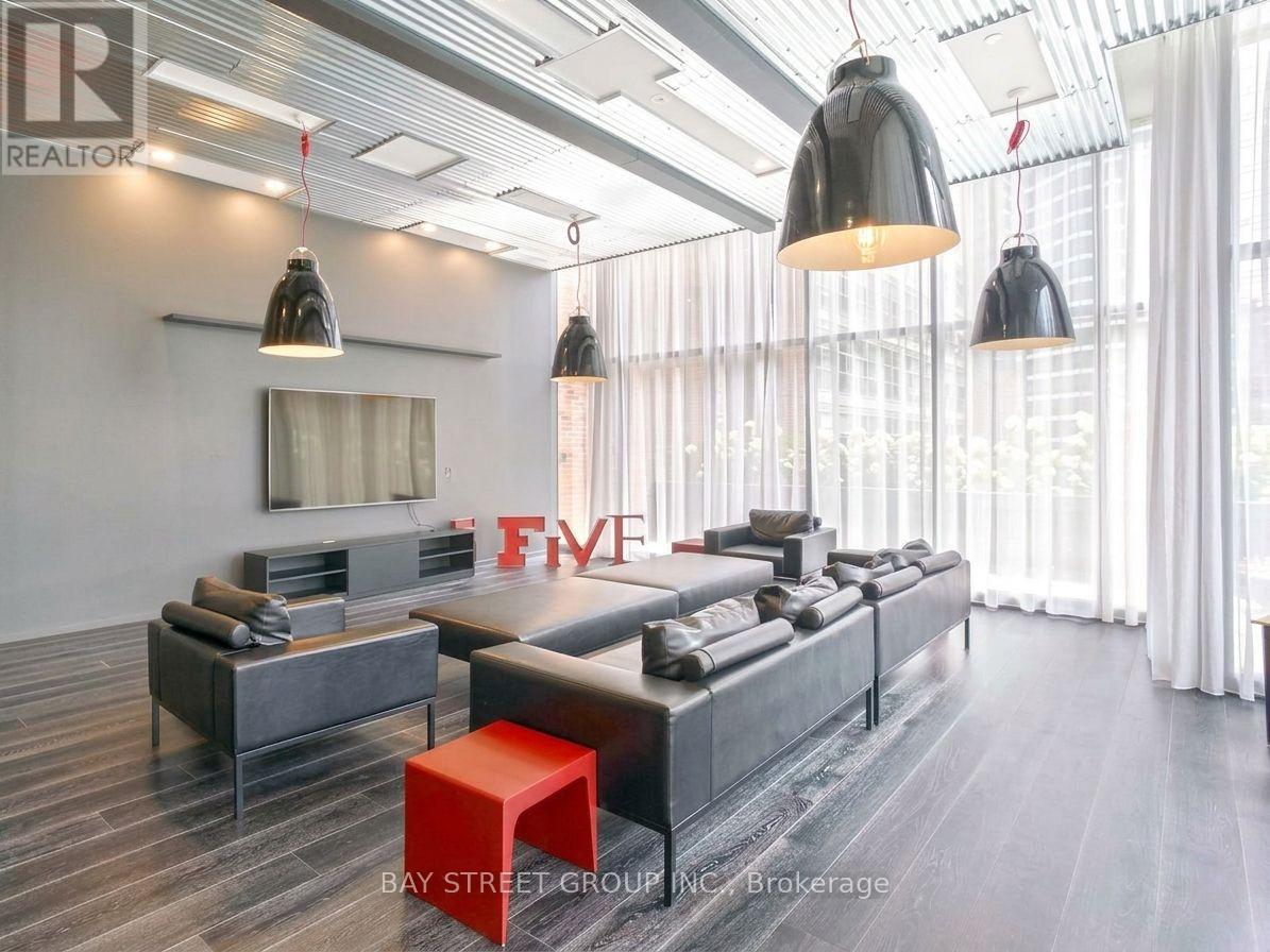 #1511 5 ST JOSEPH STREET - Image 36