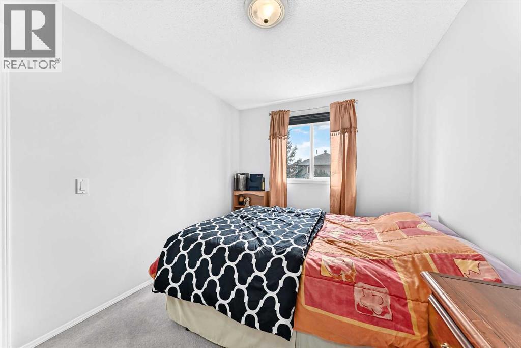 207 Bridlewood Road SW - 17