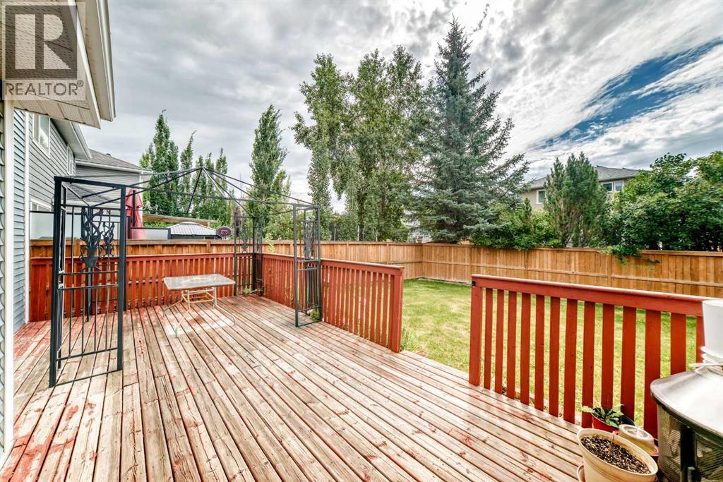 207 Bridlewood Road SW - 31