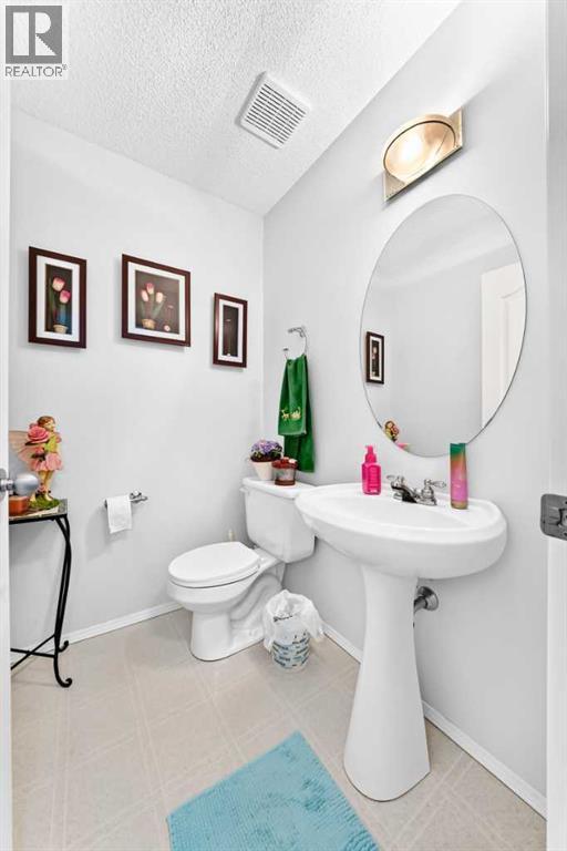 207 Bridlewood Road SW - 12