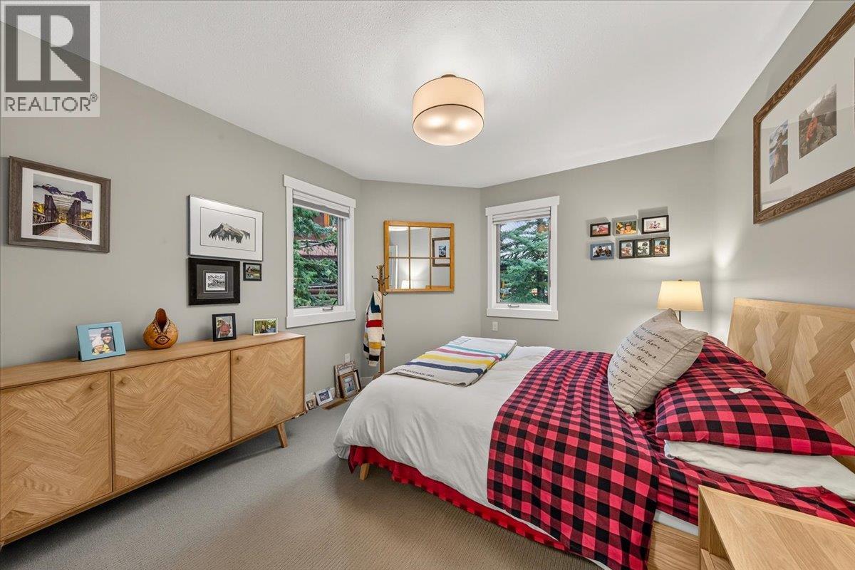 1941 GREYWOLF Drive - 24