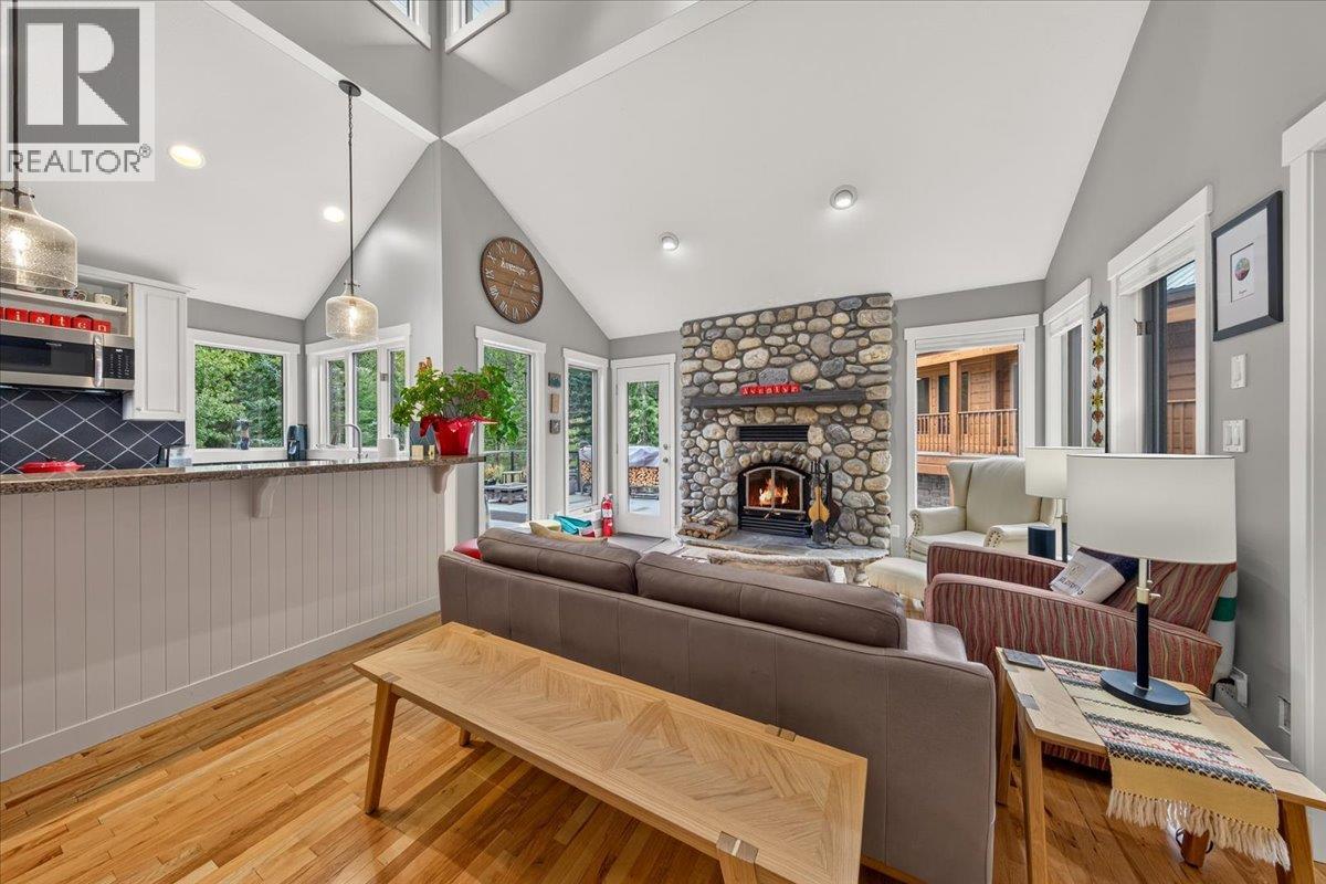 1941 GREYWOLF Drive - Image 4