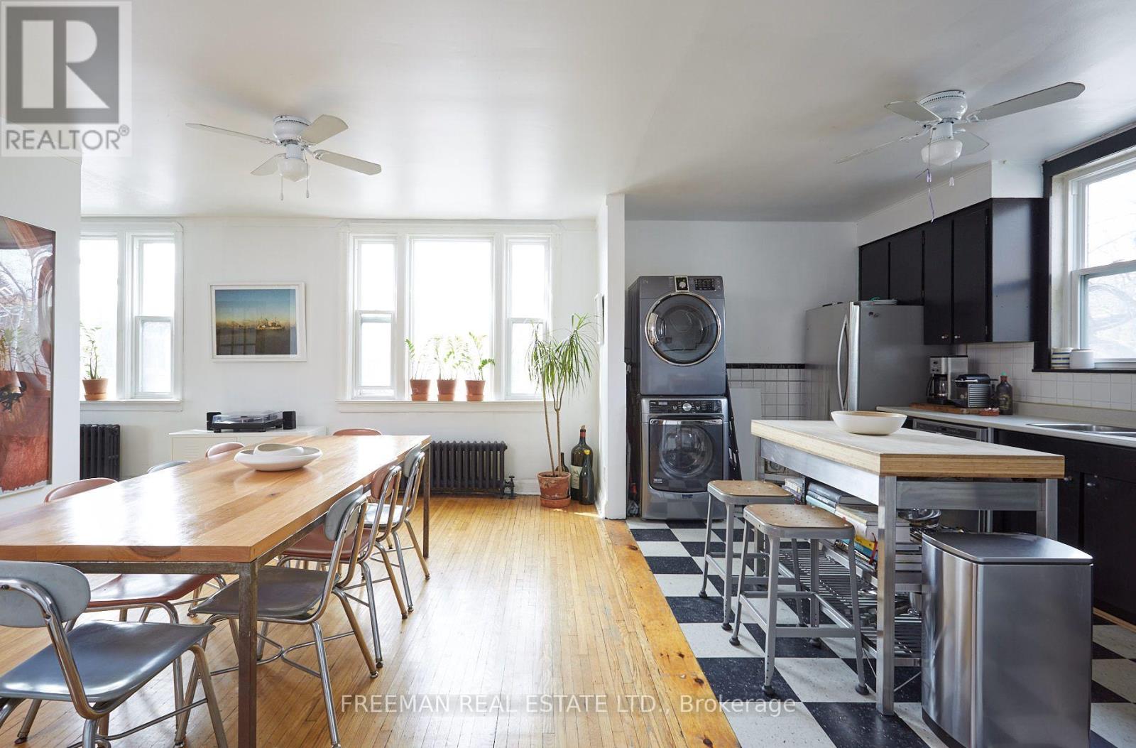 2 - 62 AUSTIN TERRACE, Toronto (Casa Loma) — photo 2