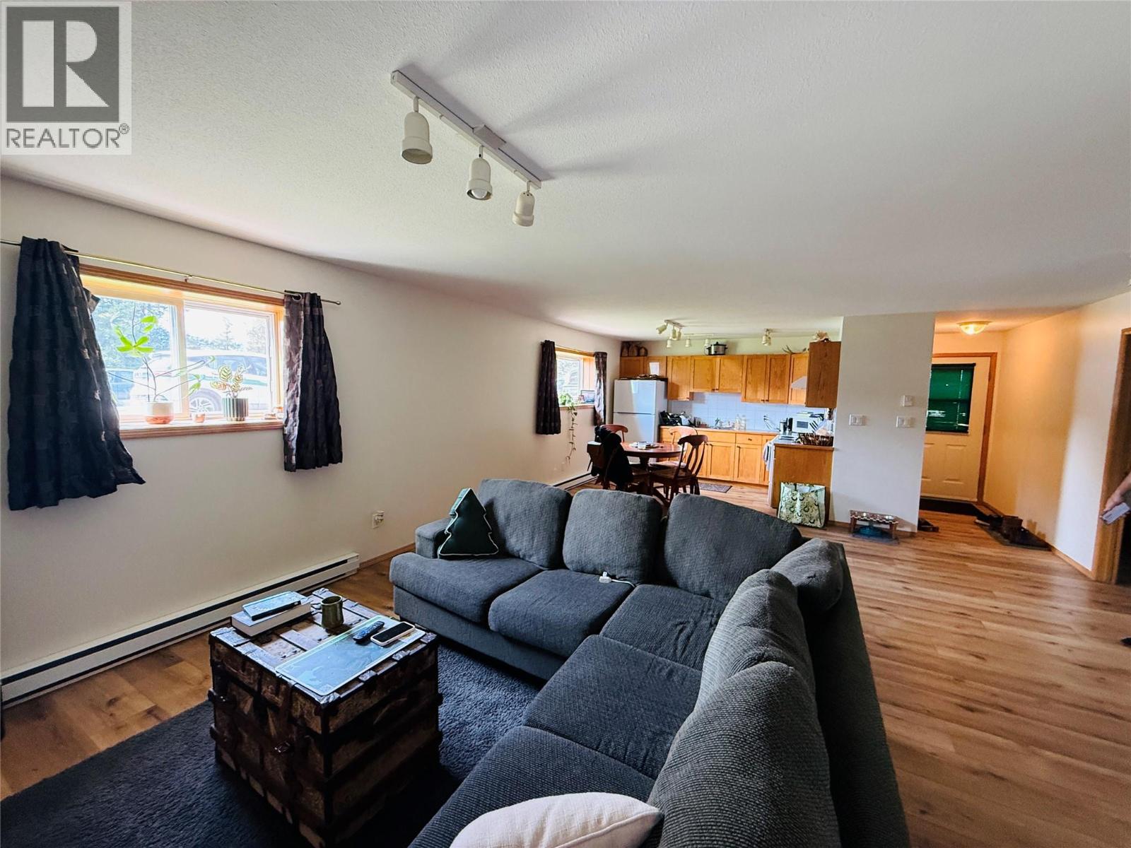 7506 COLUMBIA Avenue, Radium Hot Springs