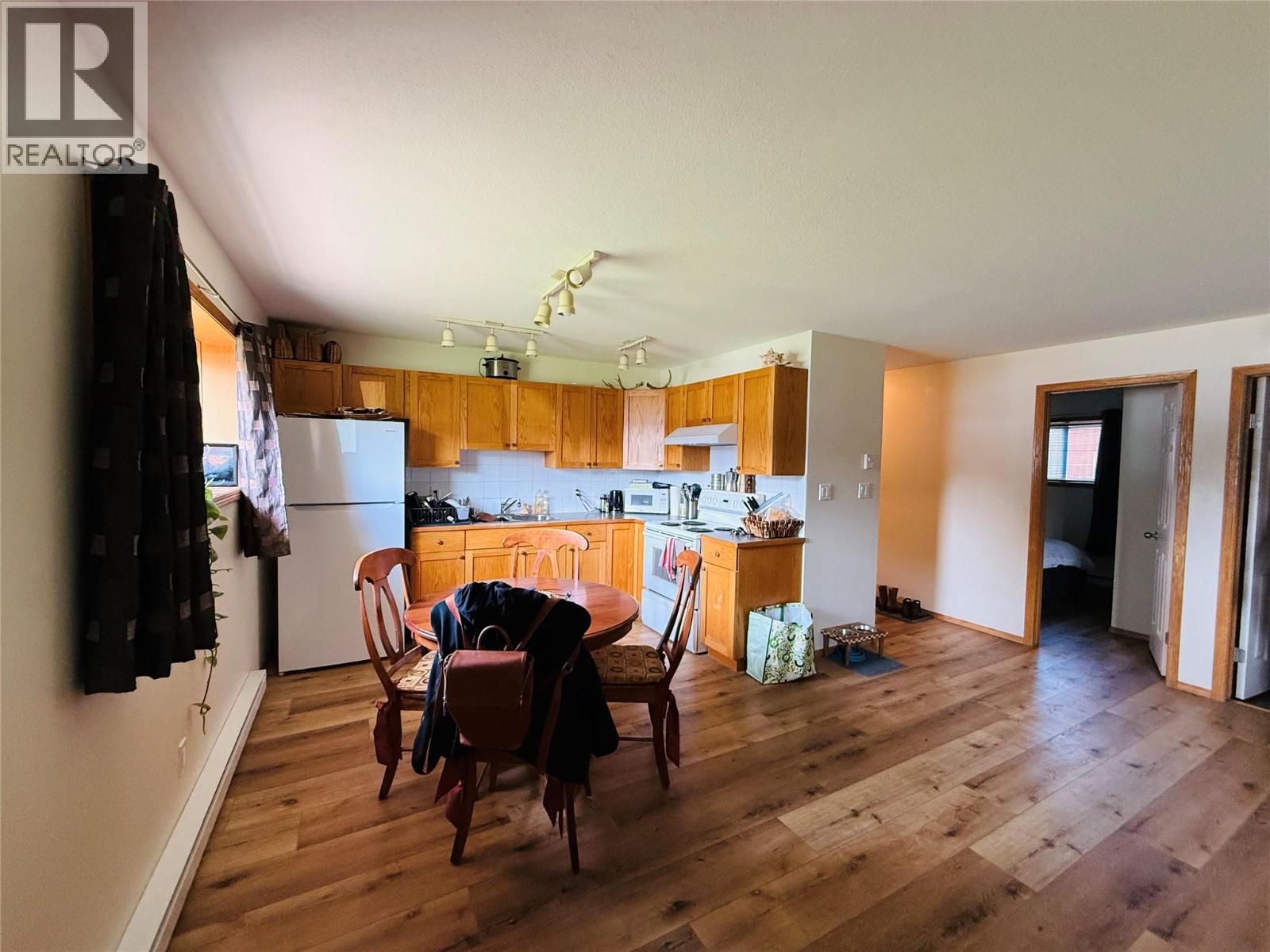 7506 COLUMBIA Avenue, Radium Hot Springs