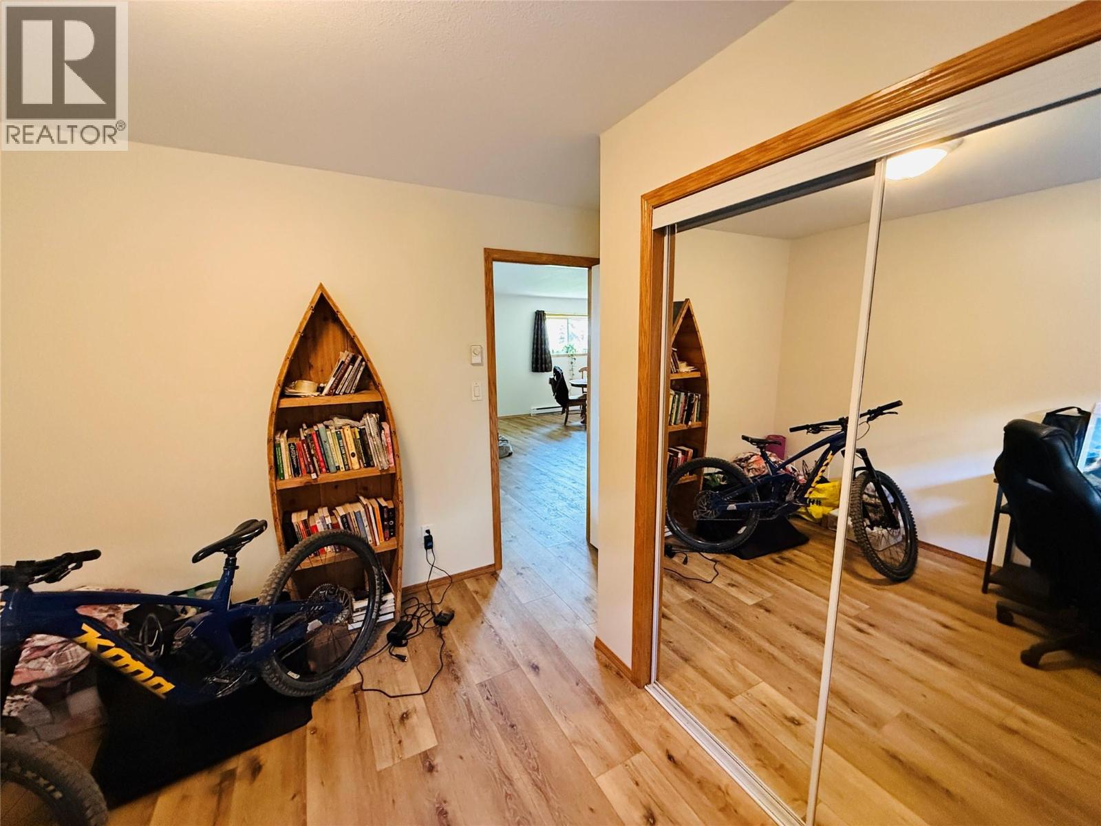 7506 COLUMBIA Avenue, Radium Hot Springs