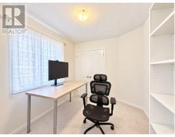 2339 Dress Circle Crescent, Oshawa, ON L1L0L8 Photo 11