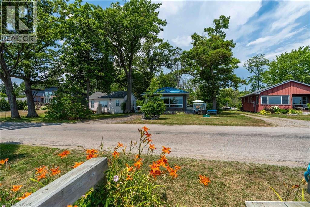 2399 Lakeshore Road — photo 38