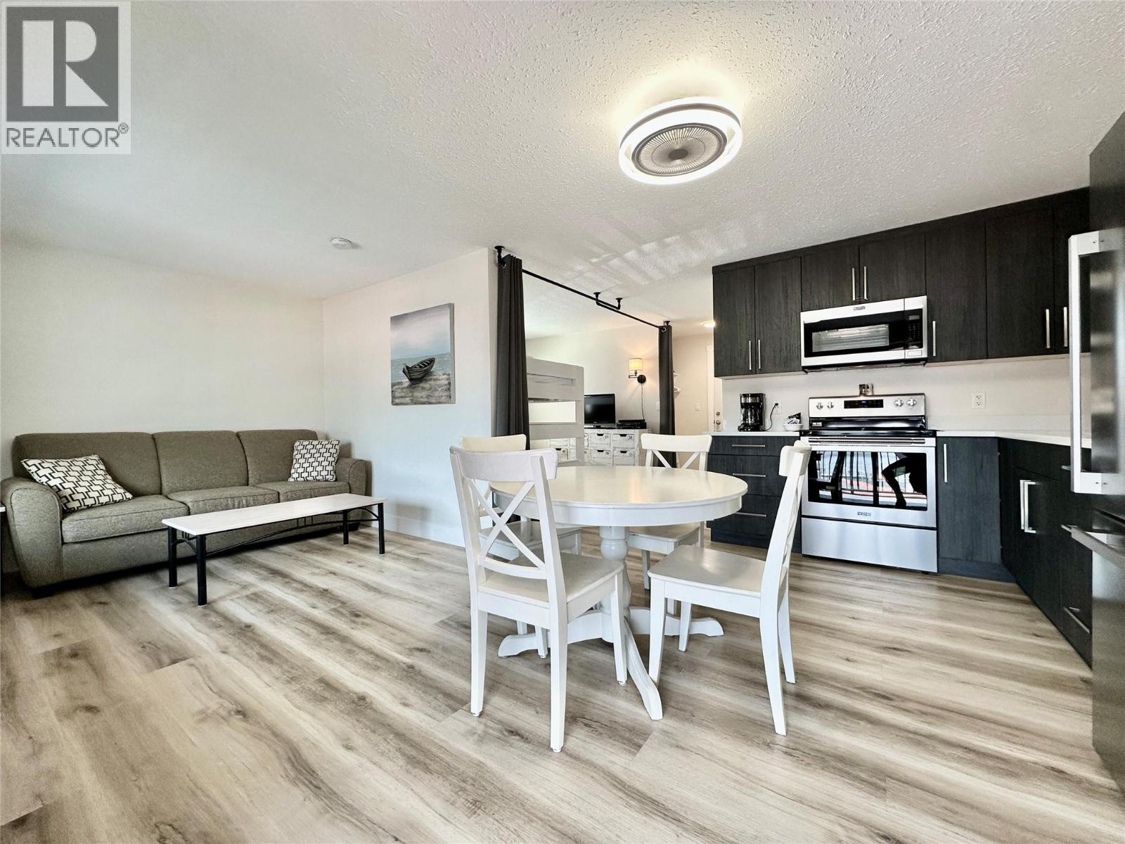 5815 Oleander Drive Unit# 221, Osoyoos