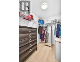 4403, 550 Belmont Street SW - photo 17