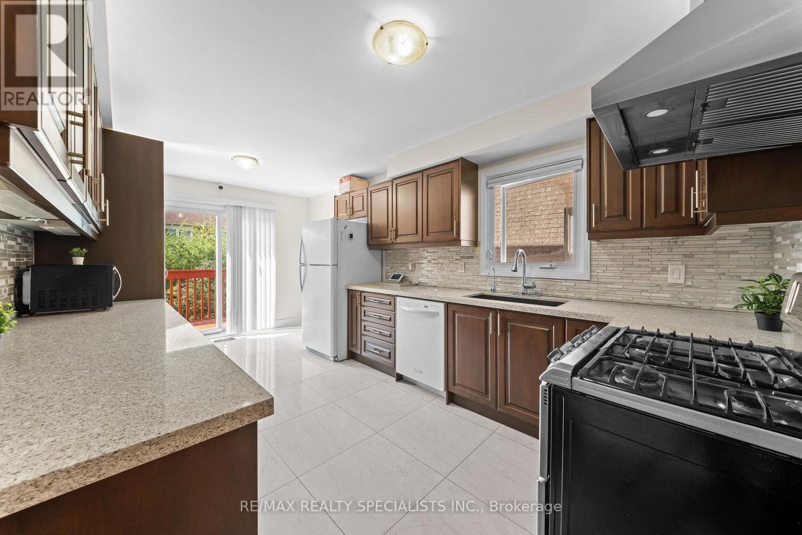 6386 LONGSPUR ROAD - 11