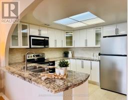 402 - 7601 Bathurst Street, Vaughan, ON L4J4H5 Photo 11