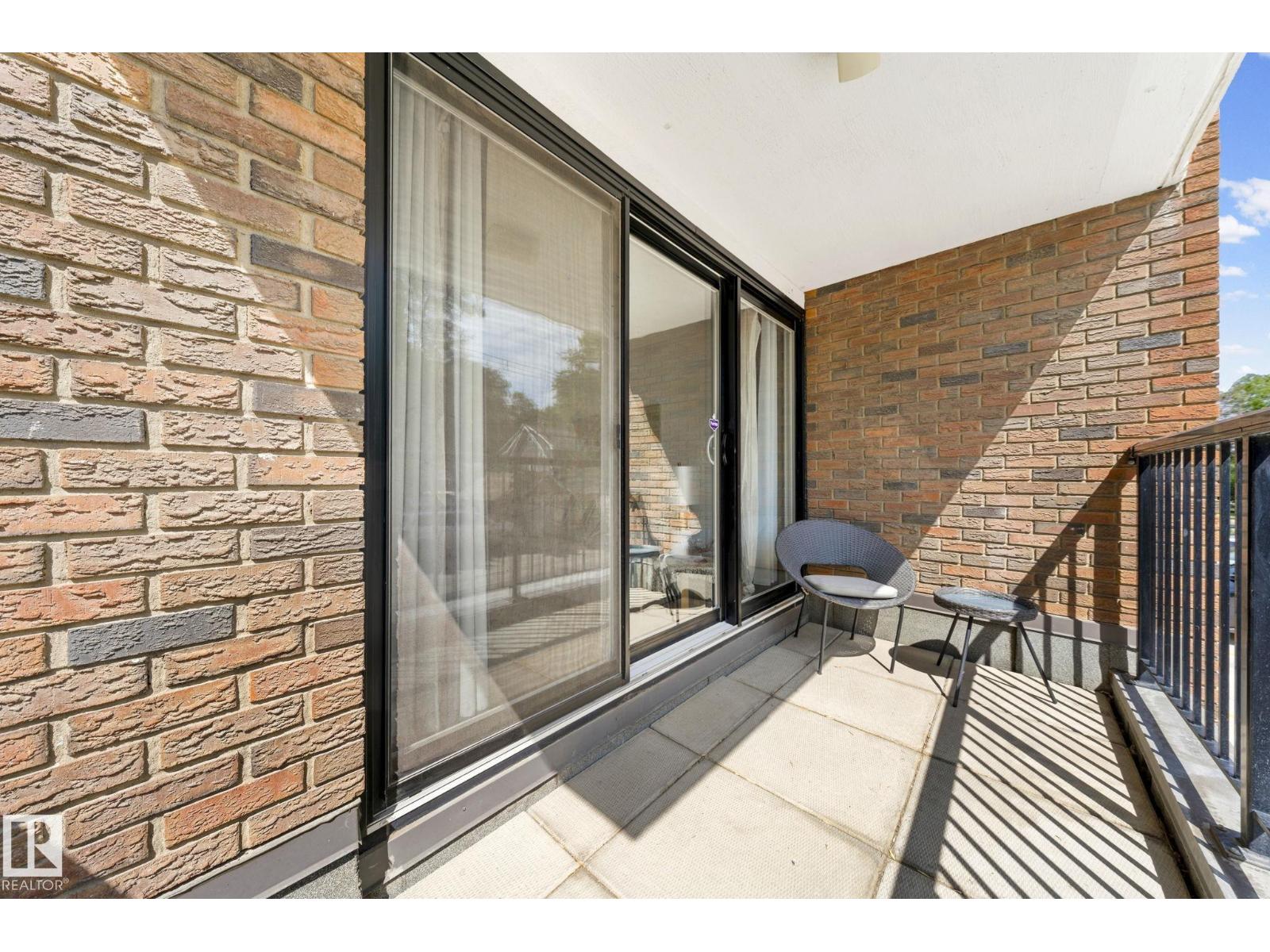 #105 11011 86 Av NW, Garneau — photo 14 of 30