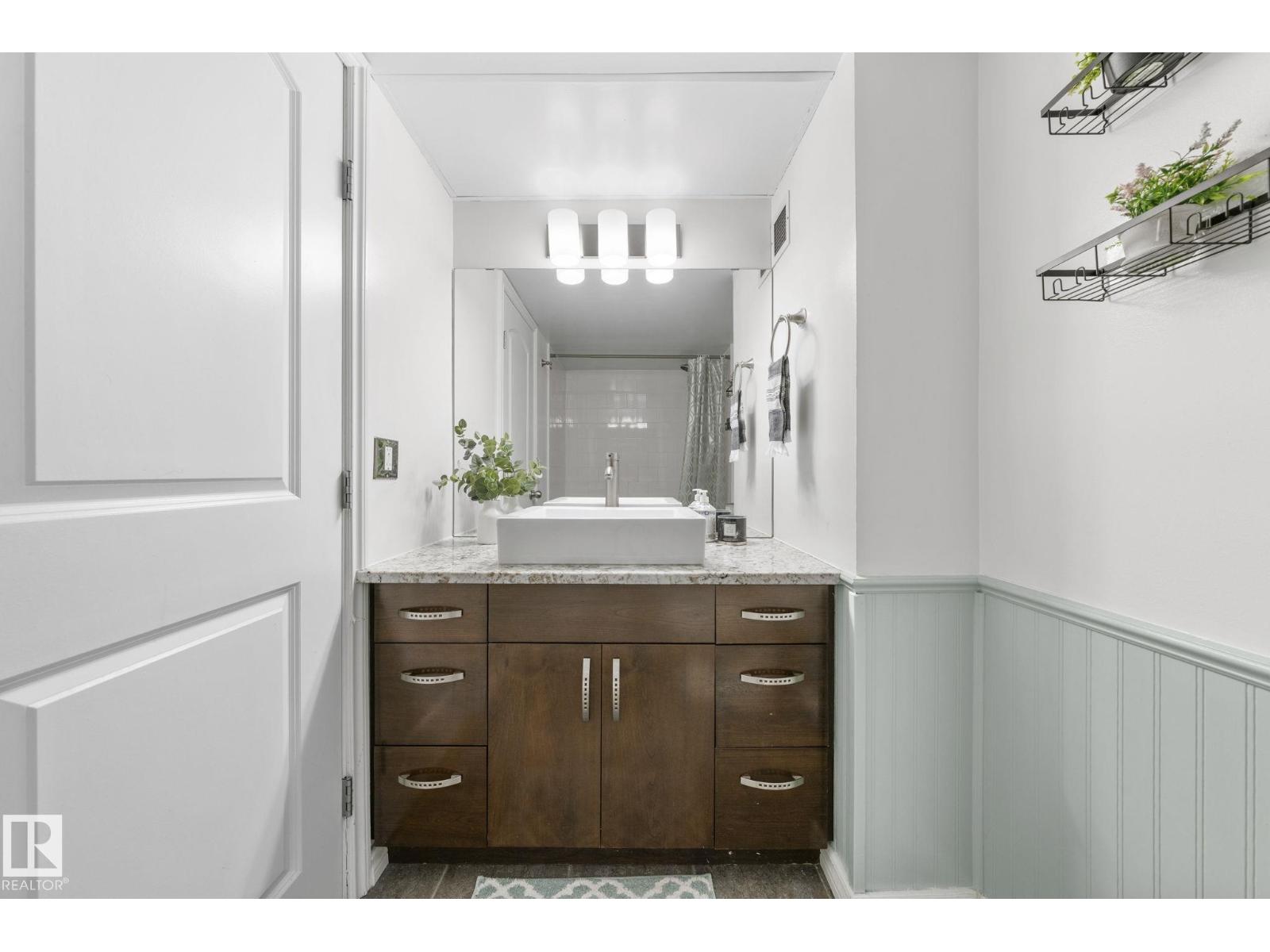 #105 11011 86 Av NW, Garneau — photo 28 of 30