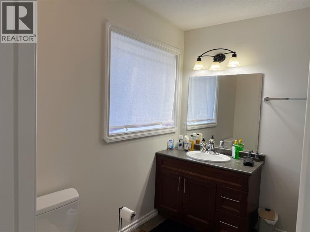 5227 15 Street - Image 30