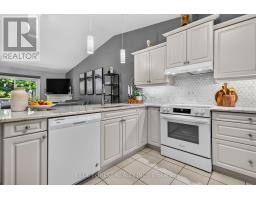 Family room - 38 - 43 Capulet Walk, London North, ON N6H5V4 Photo 9