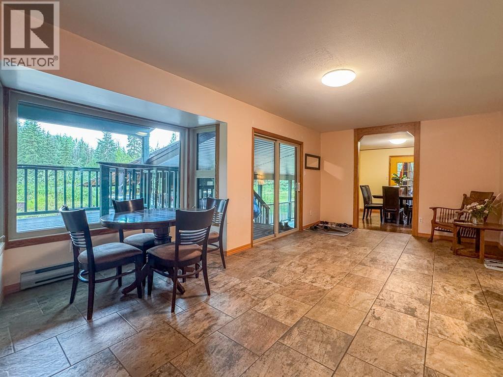 1705 MILLAR Road, Smithers