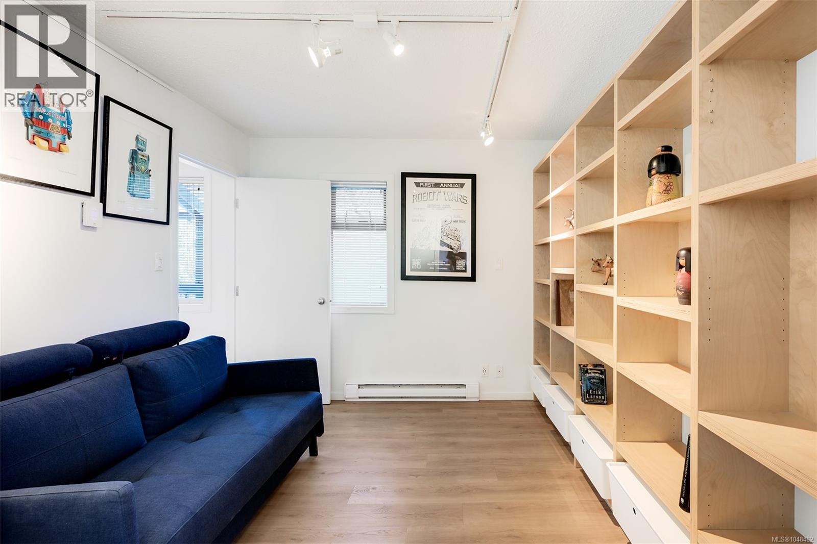 1 132 Michigan St, Victoria