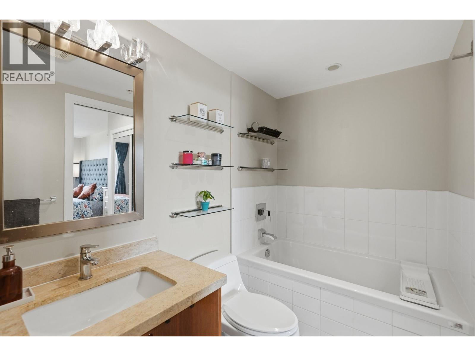 3 Bed, 2 Bath House for Sale in Coquitlam – 1505 1185 THE HIGH STREET, Coquitlam – MLS# R3161963 - Image 24