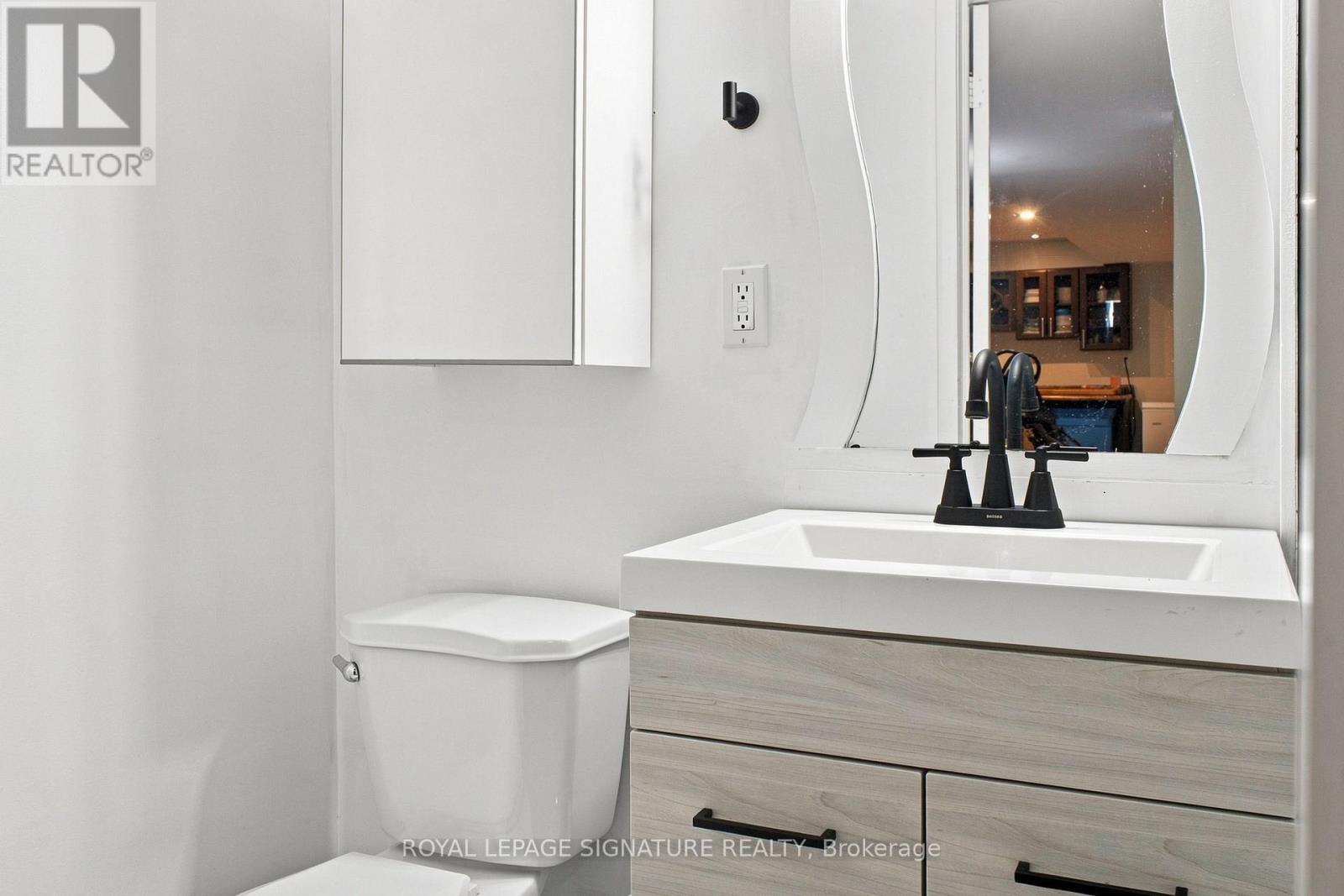 50 LUMSDEN CRESCENT - 30
