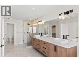 5pc Bathroom - 87 Sundown Crescent, Cochrane, AB T4C1Y3 Photo 17