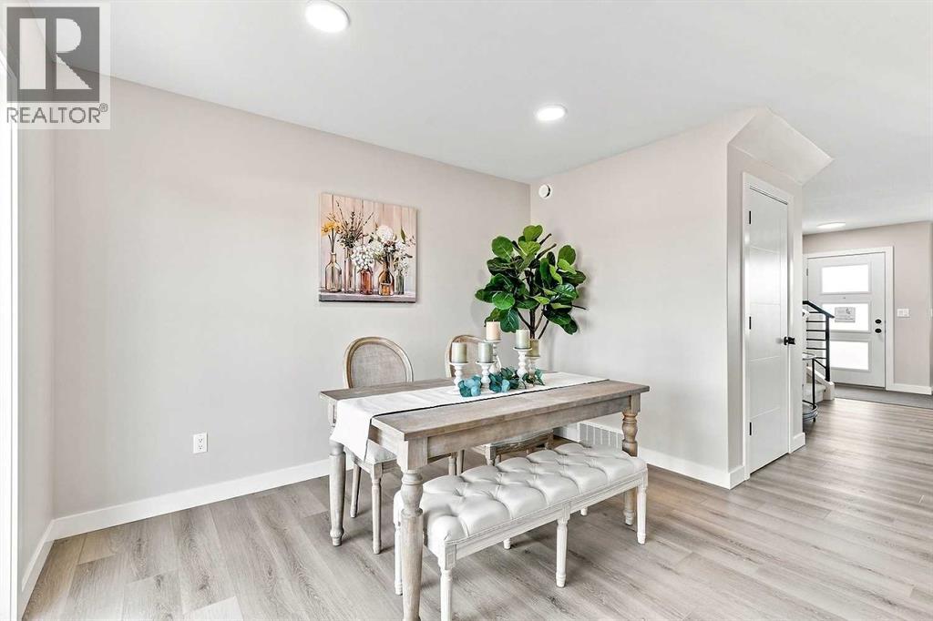 Listing photo – 204 Cambridge Way, Sylvan Lake