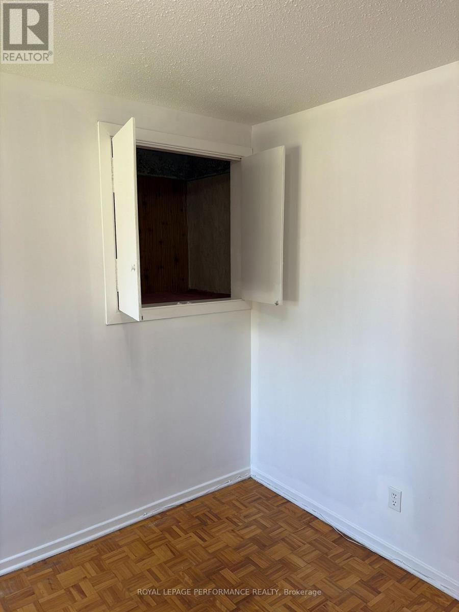 208C - 2044 Arrowsmith Drive