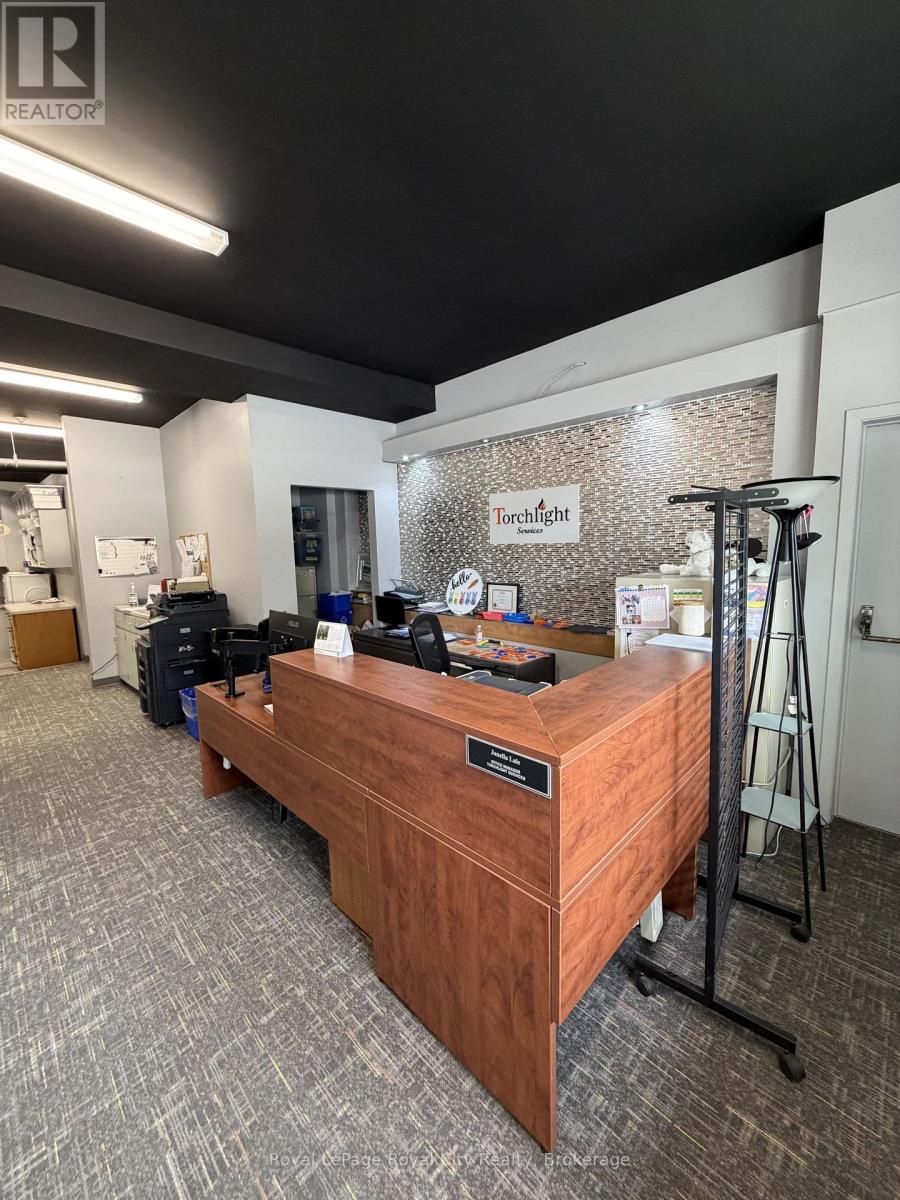 78 CARDEN STREET, Guelph (Downtown) — photo 7